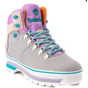 🆕 Timberland Women's Boots size 9